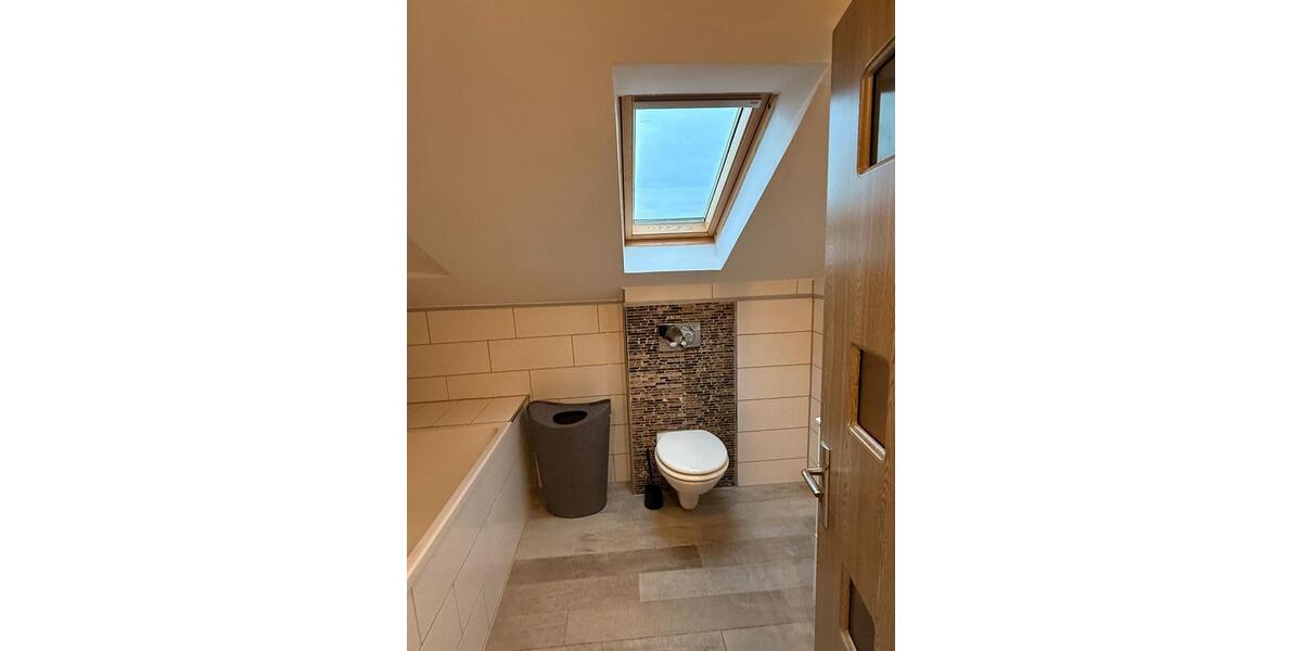 Dachgeschoßwohnung Waiblingen Bittenfeld - 1.5 Zimmer, 50 m&sup2;, 1.000&euro; | Angebot:25421280