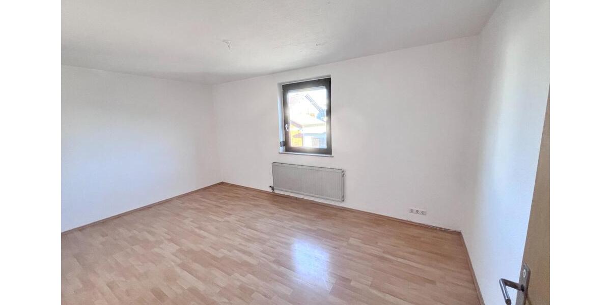 Etagenwohnung Waiblingen Beinstein - 5 Zimmer, 105 m&sup2;, 1.250&euro; | Angebot:25255244