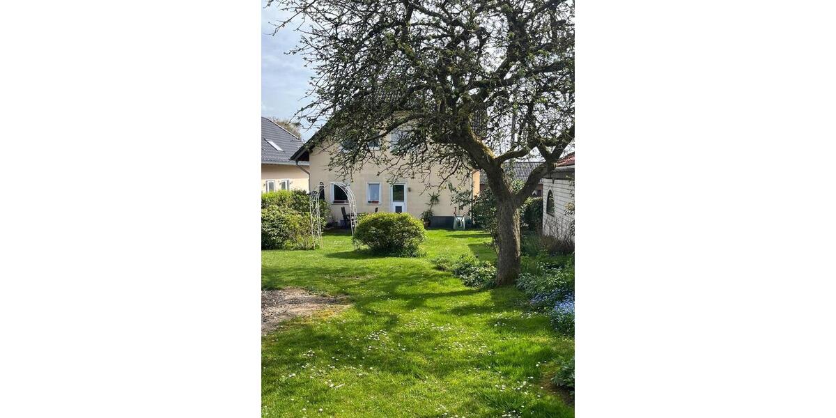 Erdgeschoßwohnung Leinfelden-Echterdingen Echterdingen - 3 Zimmer, 109 m&sup2;, 980&euro; | Angebot:26305361