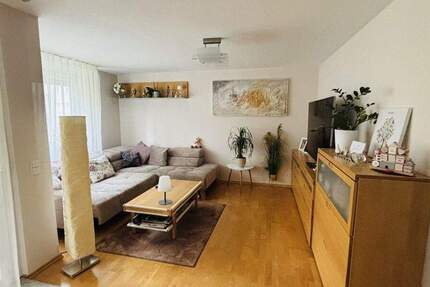 Haus Fellbach Schmiden - 9 Zimmer, 184 m&sup2;, 749.000&euro; | Angebot:25392201