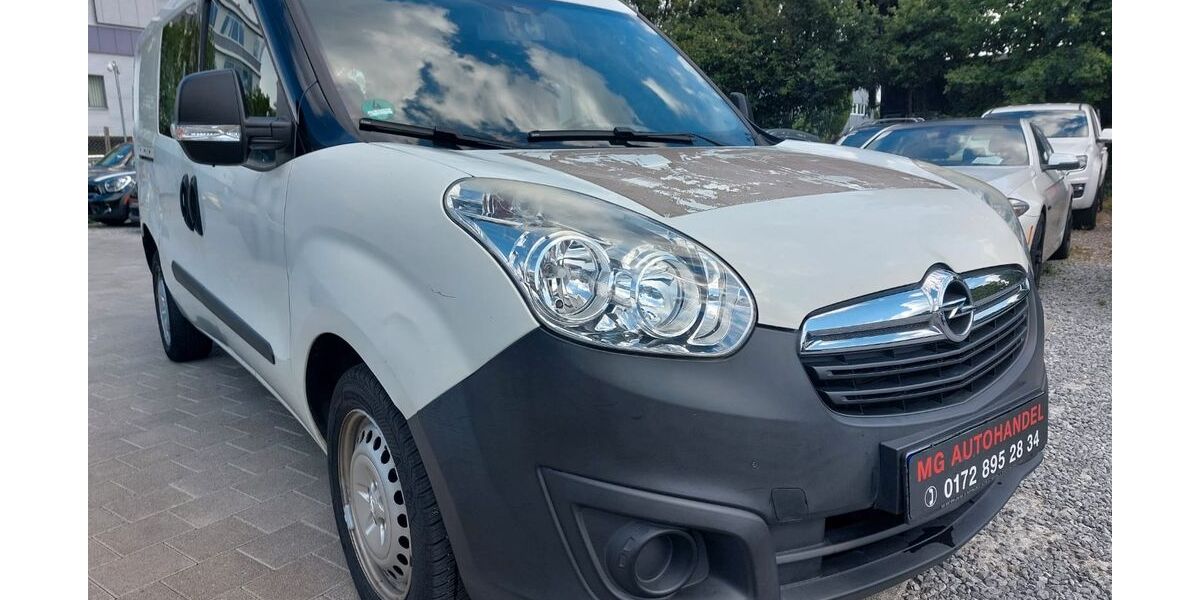 Opel Combo 87.035 km 5.999 &euro; Fellbach 70736