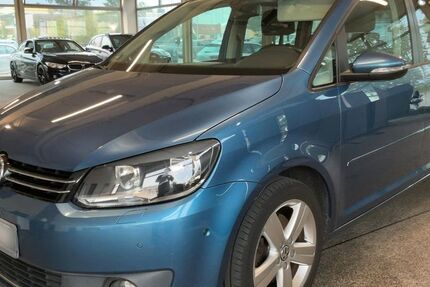 VW Touran 128.000 km 13.800 &euro; Metzingen 72555