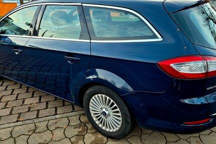 Ford Mondeo 348.800 km 2.599 &euro; Filderstadt 70794