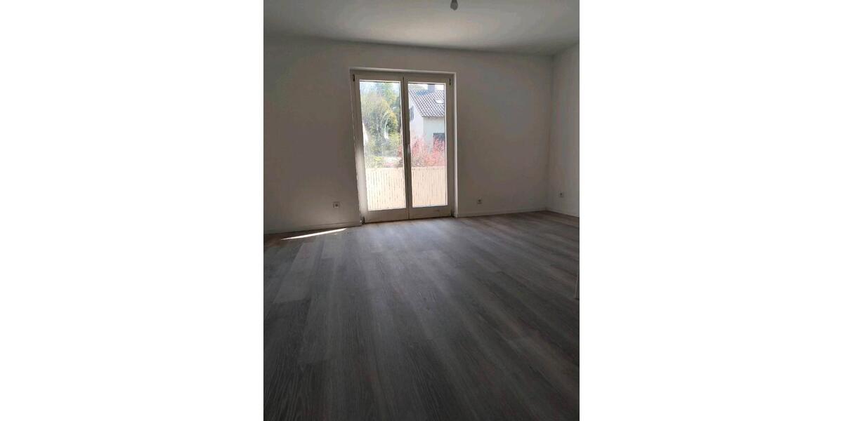 Reihenhaus Esslingen am Neckar Pliensauvorstadt - 4 Zimmer, 106 m&sup2;, 1.450&euro; | Angebot:26296303