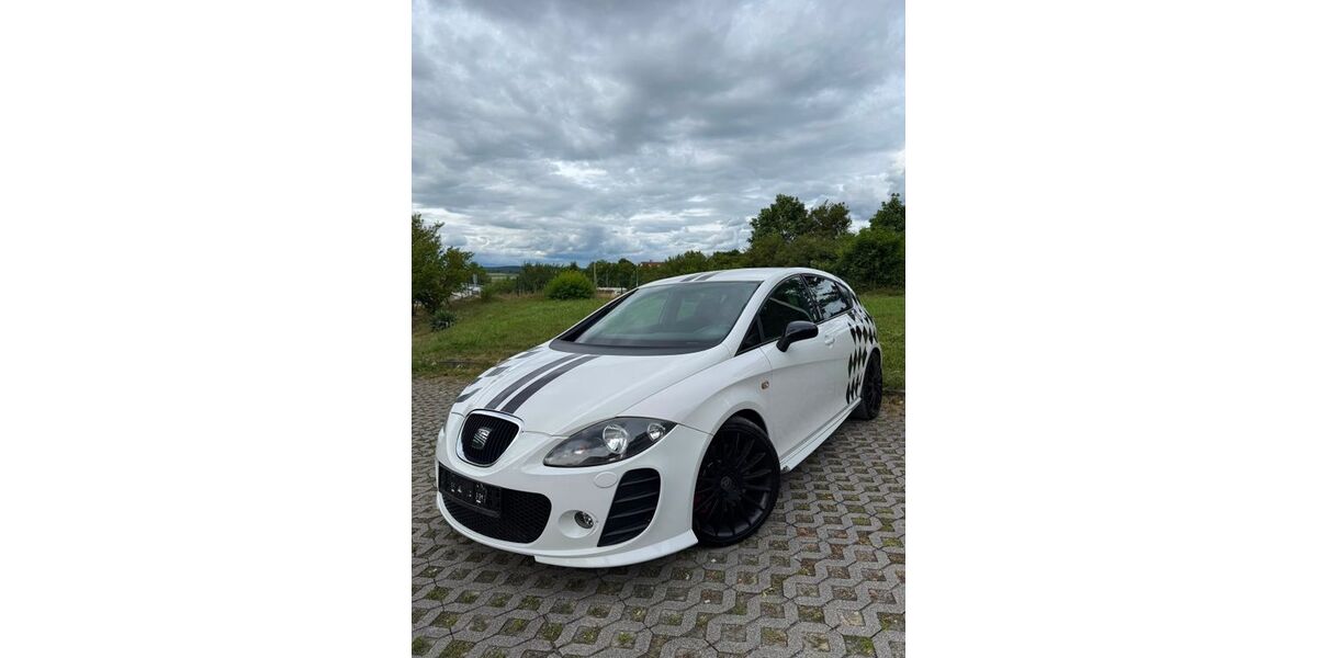 Seat Leon 42.000 km 13.000 &euro; Murr 71711