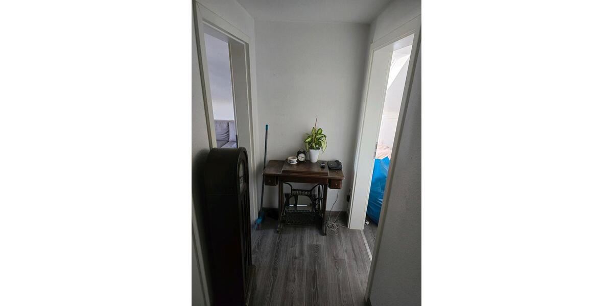 Dachgeschoßwohnung Ludwigsburg Hoheneck - 2 Zimmer, 33 m&sup2;, 135.000&euro; | Angebot:25047729