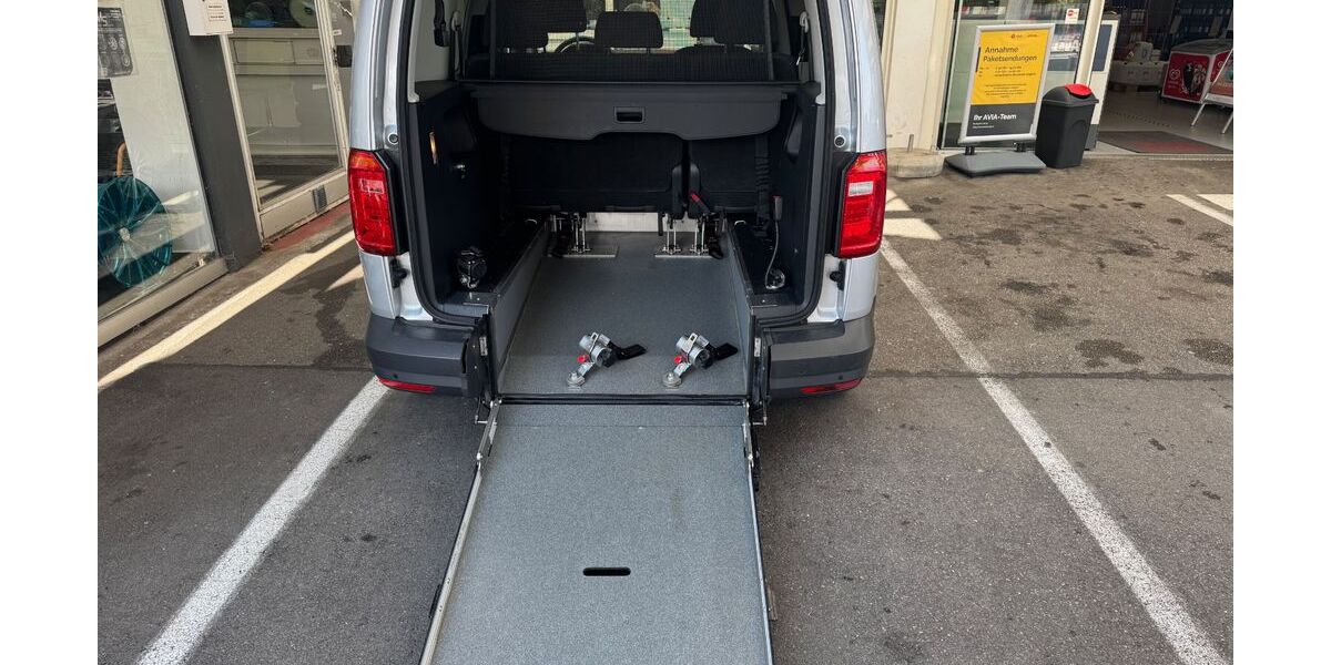 VW Caddy 39.000 km 21.450 &euro; Neckartenzlingen bei Stuttgart 72654
