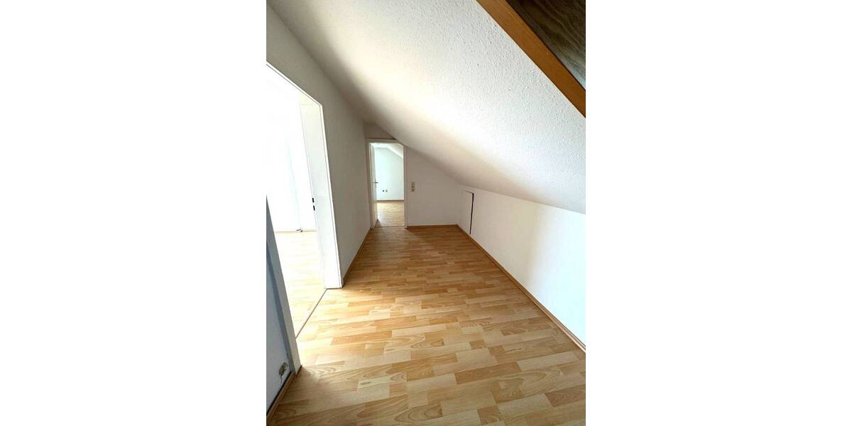 Etagenwohnung Filderstadt Bonlanden - 5 Zimmer, 113 m&sup2;, 1.350&euro; | Angebot:26842199
