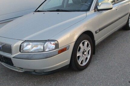 Volvo S80 300.660 km 2.450 &euro; Stuttgart 70597