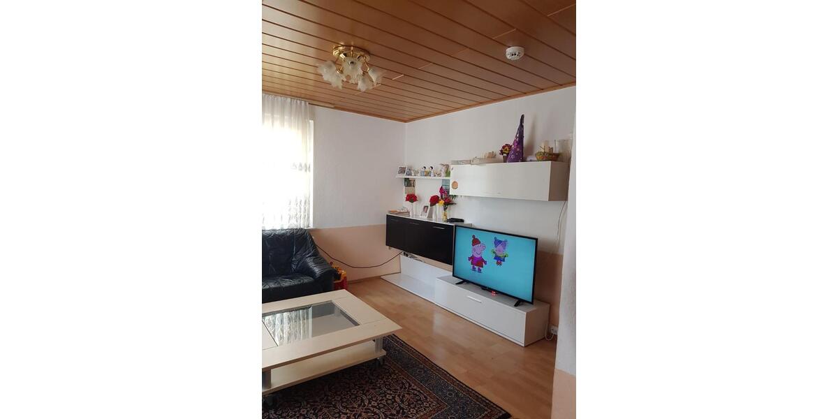 Einfamilienhaus Kornwestheim - 7 Zimmer, 160 m&sup2;, 2.050&euro; | Angebot:24857856