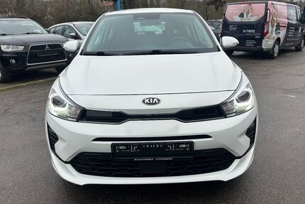 Kia Rio 77.000 km 11.990 &euro; Marbach am Neckar 71672