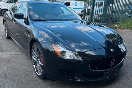 Maserati Quattroporte 125.000 km 26.950 € Stuttgart 70435