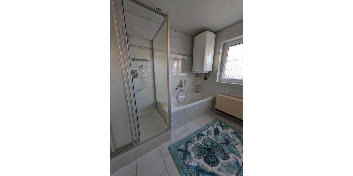 Hochparterre Gerlingen - 4 Zimmer, 88 m&sup2;, 329.000&euro; | Angebot:24843449