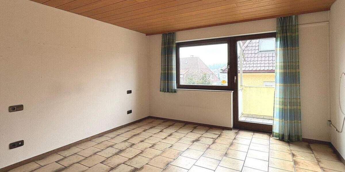 Etagenwohnung Stuttgart Zuffenhausen - 4 Zimmer, 98 m&sup2;, 490.000&euro; | Angebot:24843763