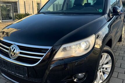 VW Tiguan 233.000 km 4.980 € Holzgerlingen 71088