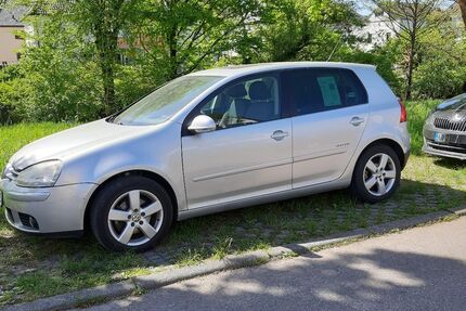 VW Golf 142.000 km 3.620 &euro; Stuttgart 70499