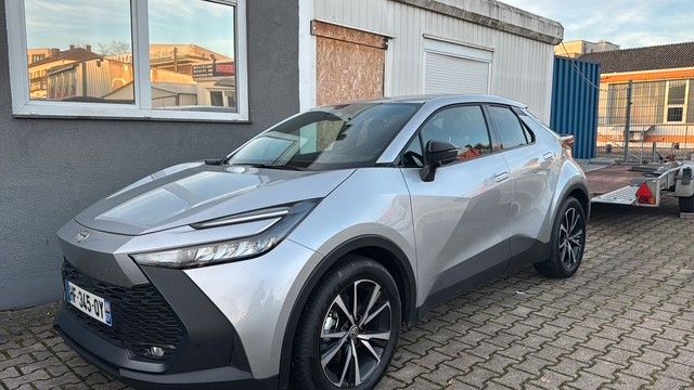 Toyota C-HR 1.306 km 25.900 &euro; Sindelfingen 71065