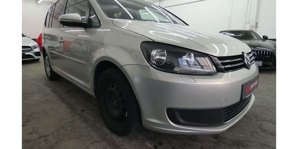VW Touran 164.800 km 5.799 € Metzingen 72555