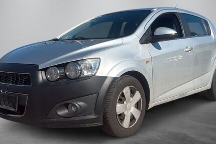 Chevrolet Aveo 109.000 km 1.790 &euro; Weinstadt 71384