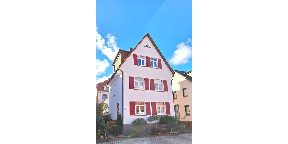 Einfamilienhaus Stuttgart Wangen - 8 Zimmer, 126 m&sup2;, 749.000&euro; | Angebot:24027167
