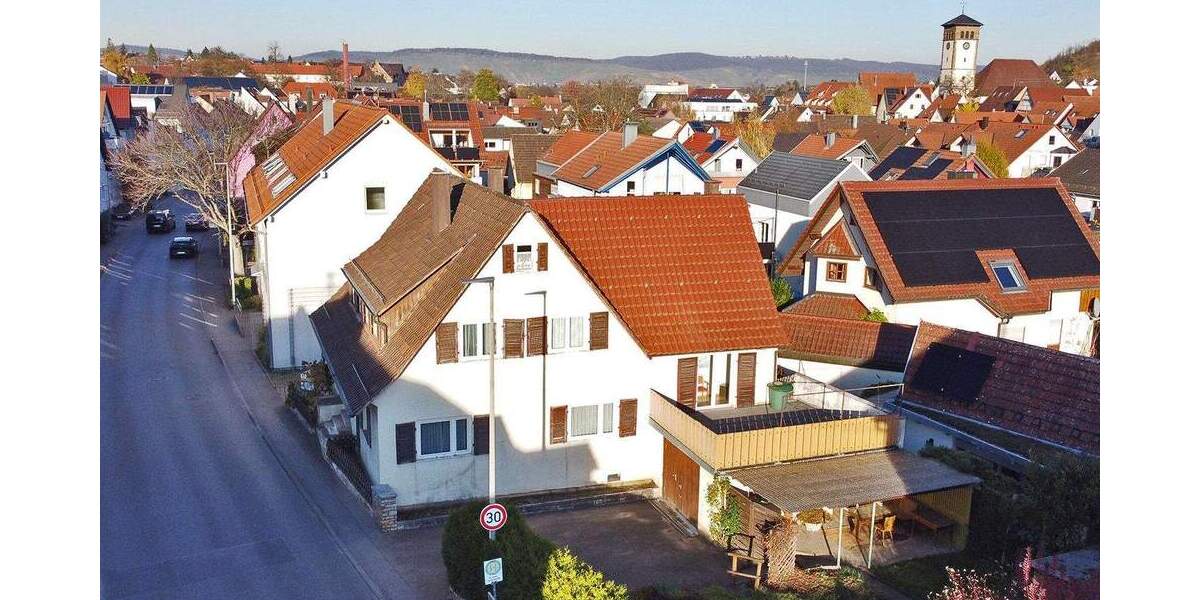 Einfamilienhaus Kernen-Stetten Stetten - 9 Zimmer, 212 m&sup2;, 330.000&euro; | Angebot:25302624