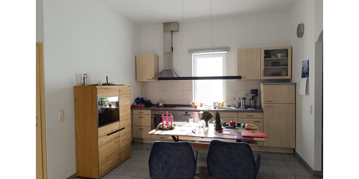 Hochparterre Holzmaden - 2 Zimmer, 80 m&sup2;, 1.070&euro; | Angebot:24478459