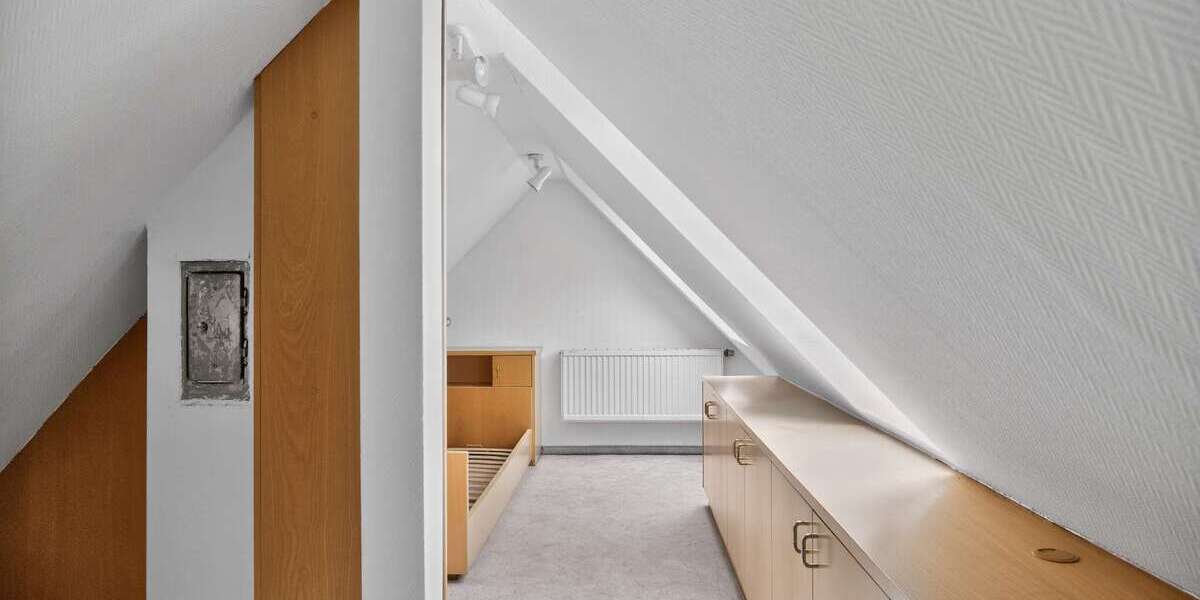 Seltene Gelegenheit: Gepflegtes 3-Familienhaus in Top-Wohnlage - Mehrfamilienhaus, Wohnhaus Stuttgart Zuffenhausen | Angebot:27083597