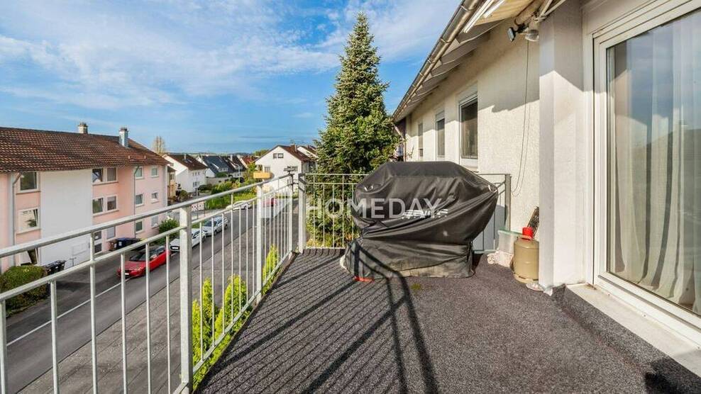 Gepflegte Wohnung mit sonnigem Balkon und Garage in familienfreundlicher Lage in Backnang