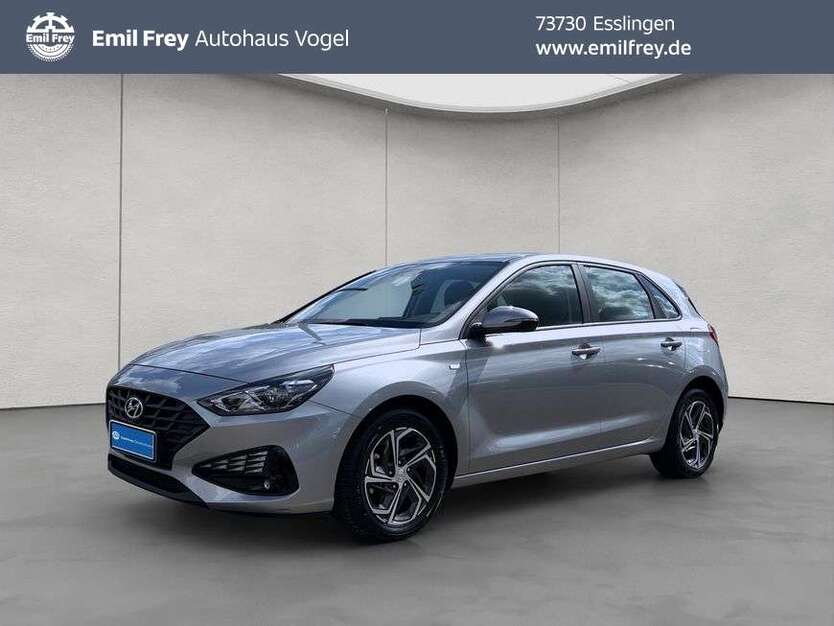 i30