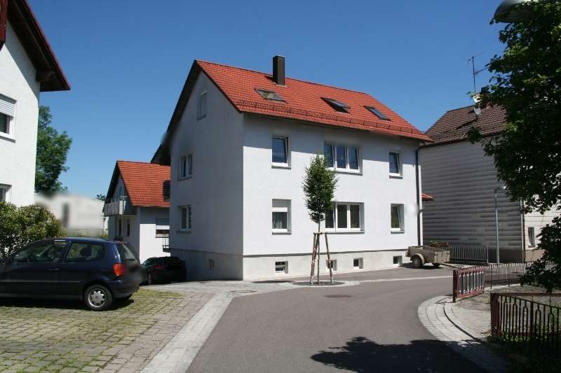 Einfamilienhaus Weinstadt - 11 Zimmer, 235 m&sup2;, 430.000&euro; | Angebot:27320507