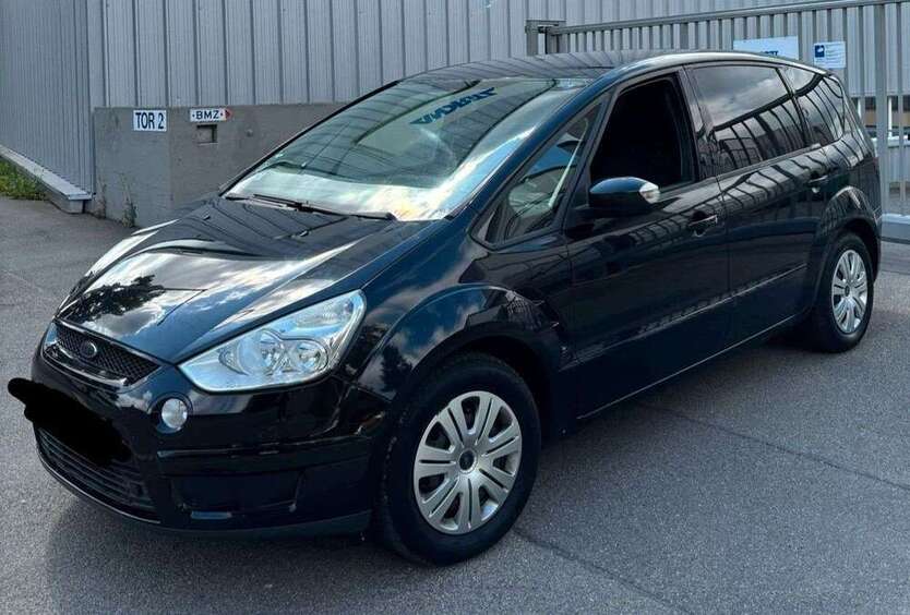 Ford S-Max 242.000 km 3.600 € Holzgerlingen 71088
