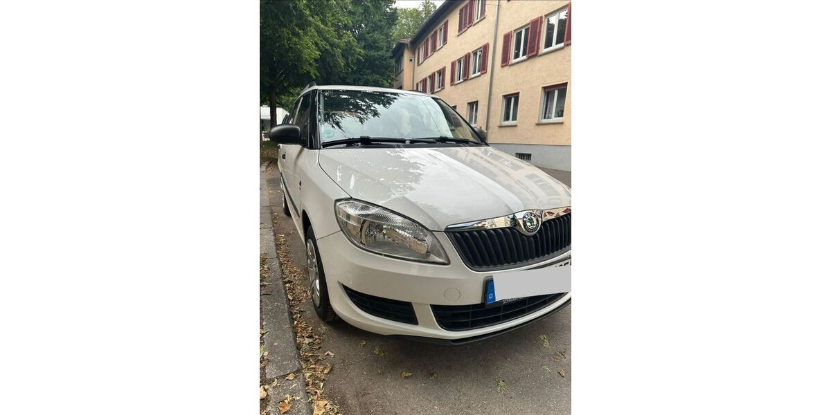 Skoda Fabia 133.590 km 4.600 &euro; Esslingen 73728