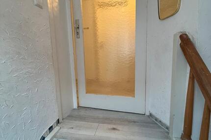 Wohnung Metzingen - 2 Zimmer, 84 m&sup2;, 600&euro; | Angebot:26023488