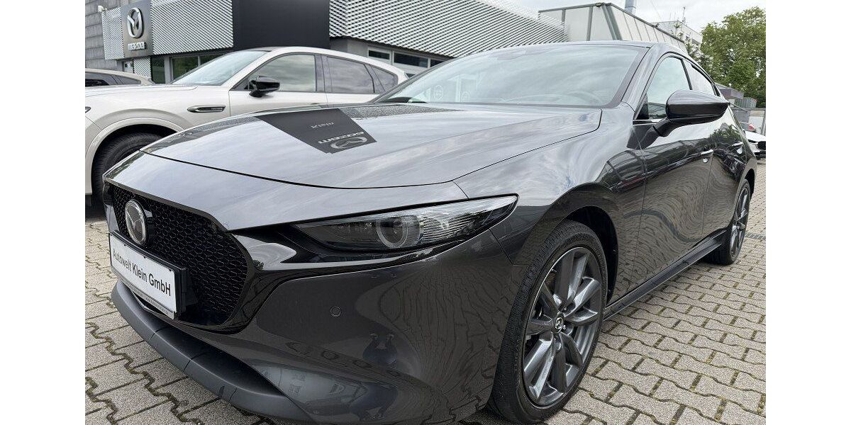 Mazda 3 37.293 km 23.890 &euro; Bietigheim-Bissingen 74321