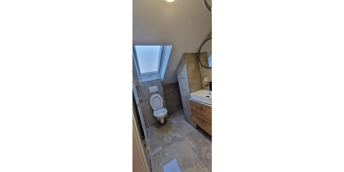 Dachgeschoßwohnung Waiblingen - 2 Zimmer, 45 m&sup2;, 950&euro; | Angebot:26705296