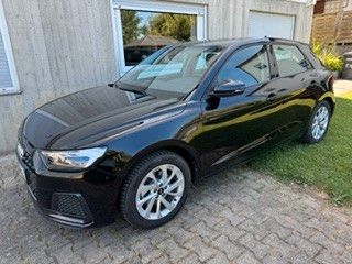 Audi A1 2.700 km 26.250 &euro; Esslingen 73734