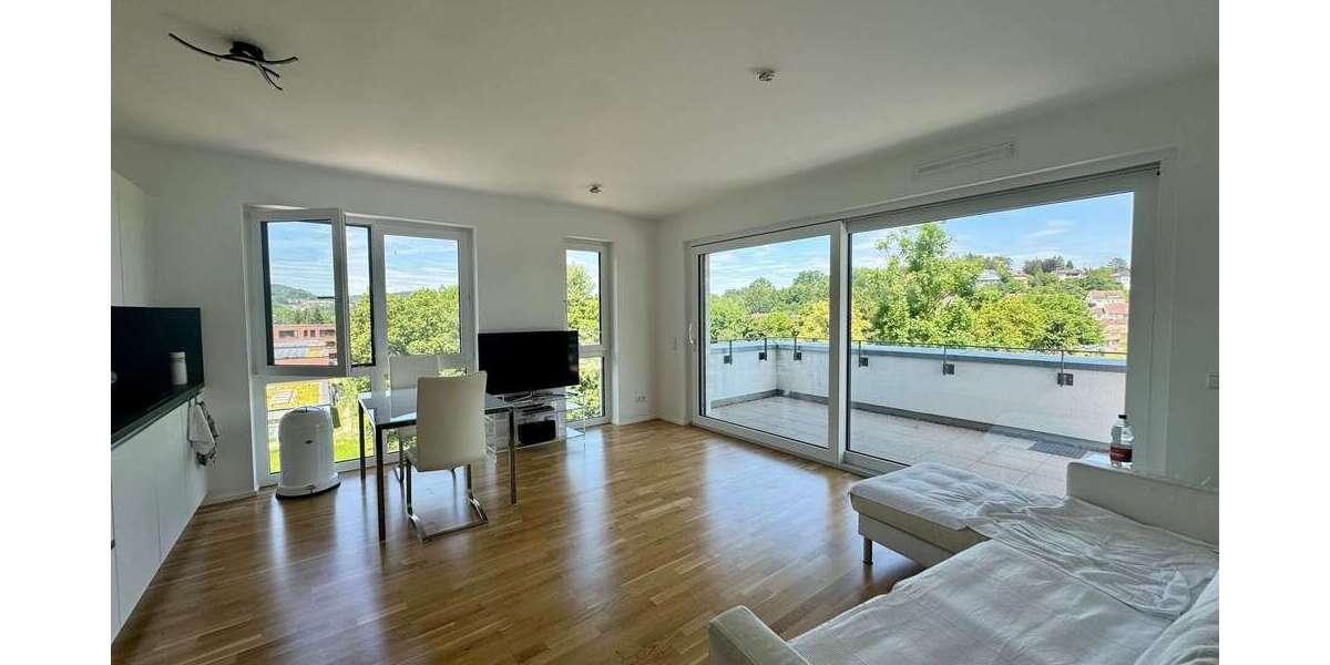 Etagenwohnung Nürtingen - 3 Zimmer, 90 m&sup2;, 1.620&euro; | Angebot:26916361