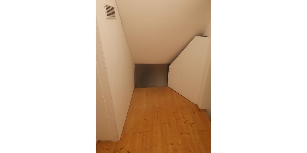 Doppelhaushälfte Leinfelden-Echterdingen Echterdingen - 6 Zimmer, 120 m&sup2;, 1.600&euro; | Angebot:24982171
