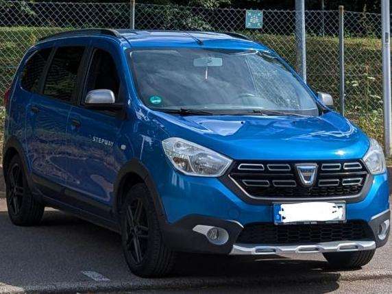Dacia Lodgy 109.984 km 8.350 &euro; Gärtringen 71116