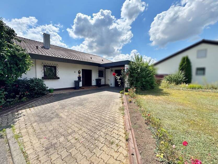 Familienparadies auf sonnigem Eckgrundstück - ruhig, charmant, vielseitig