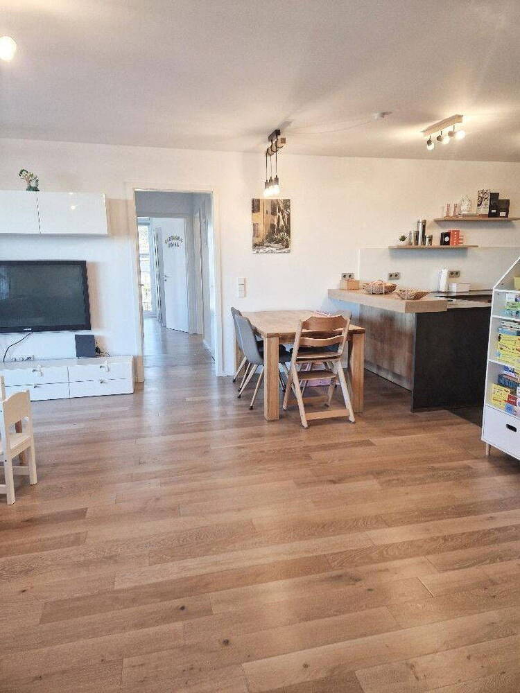 Provisionsfrei! Moderne, barrierefreie 4,5-Zimmer-Wohnung mit zwei Bädern, großem Balkon