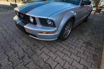 Ford Mustang 163.707 km 12.900 &euro; Böblingen 71032