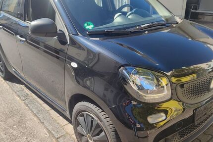 Smart ForFour 81.412 km 5.690 &euro; Stuttgart 70327