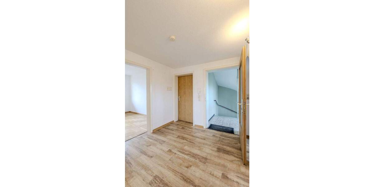 Mehrfamilienhaus, Wohnhaus Sindelfingen / Maichingen Maichingen - 8 Zimmer, 145 m&sup2;, 695.000&euro; | Angebot:24251105