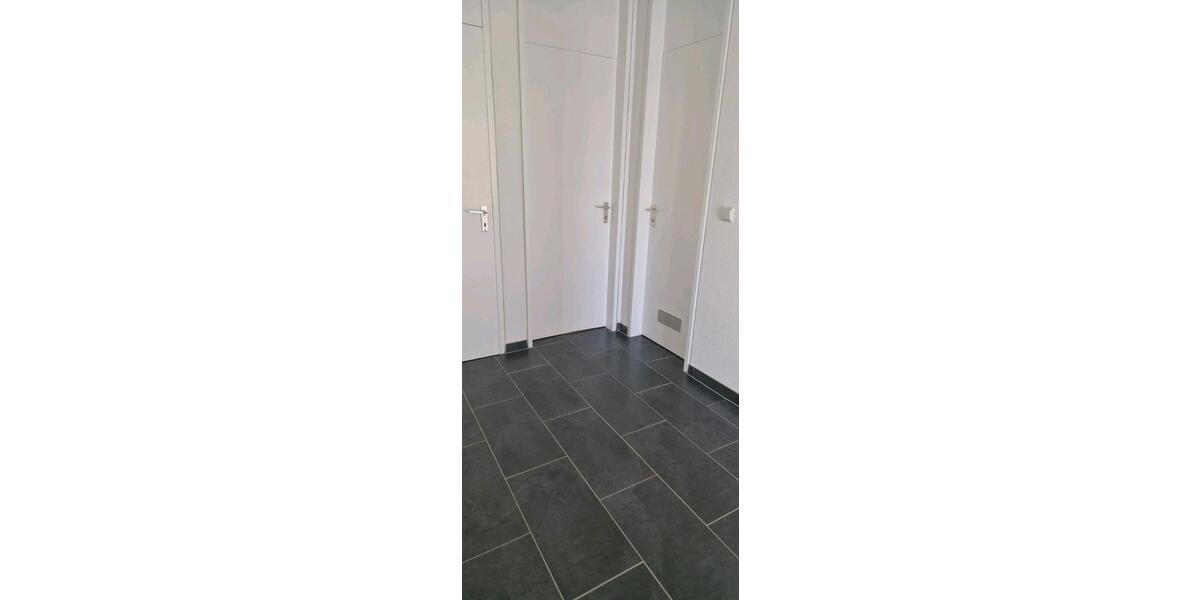 Etagenwohnung Ludwigsburg Hoheneck - 2 Zimmer, 66 m&sup2;, 1.300&euro; | Angebot:24828123