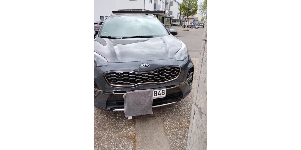 Kia Sportage 85.000 km 22.600 € Stuttgart 70173