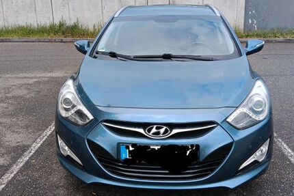 Hyundai i40 268.000 km 7.450 &euro; Ludwigsburg 71642