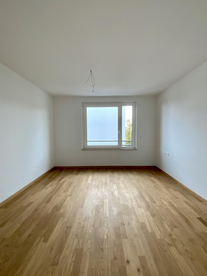 Neubau-Highlight: 3-Zimmer-Wohnung mit EBK und Balkon in Südausrichtung zimmer