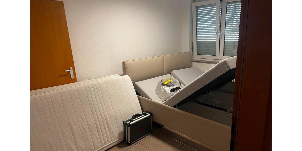 Etagenwohnung Stuttgart Bad Cannstatt - 3 Zimmer, 81 m&sup2;, 420.000&euro; | Angebot:26885480
