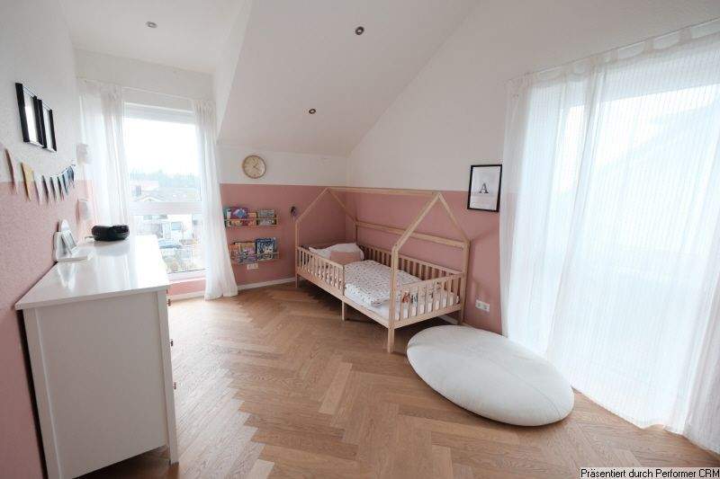 Einfamilienhaus Remseck Neckargröningen - 7 Zimmer, 201 m&sup2;, 1.299.000&euro; | Angebot:24904276